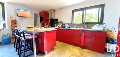 Maison - 196 m² - 7 pièces