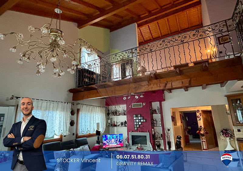 Maison - 197 m² - 6 pièces