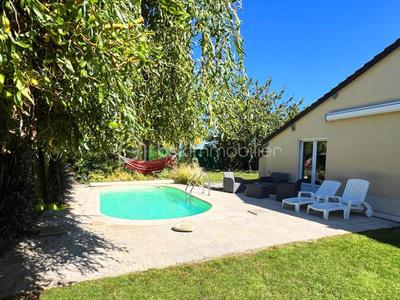 Maison - 144 m² - 8 pièces