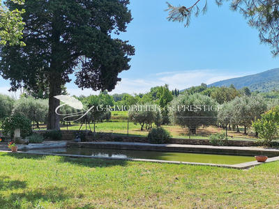 Bastide - 250 m² - 7 pièces