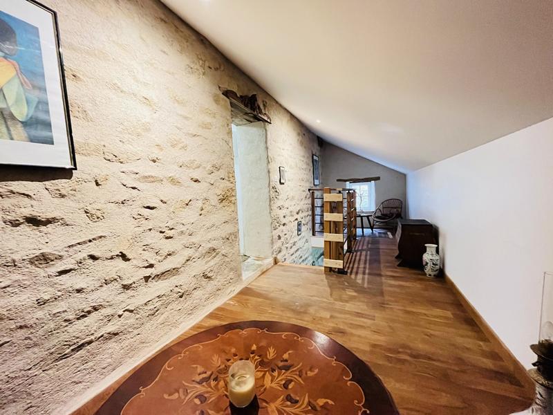 Maison ancienne - 110 m² - 3 pièces
