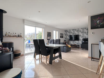 Maison - 101 m² - 5 pièces