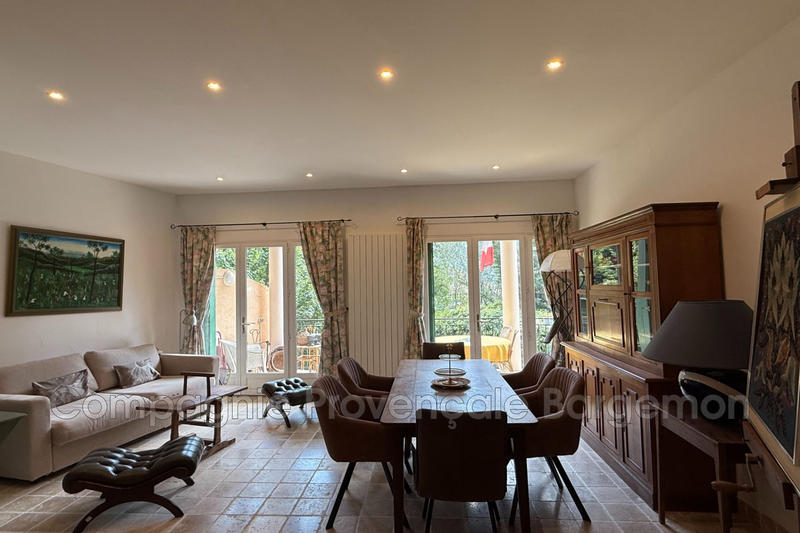 Appartement - 92 m² - 3 pièces