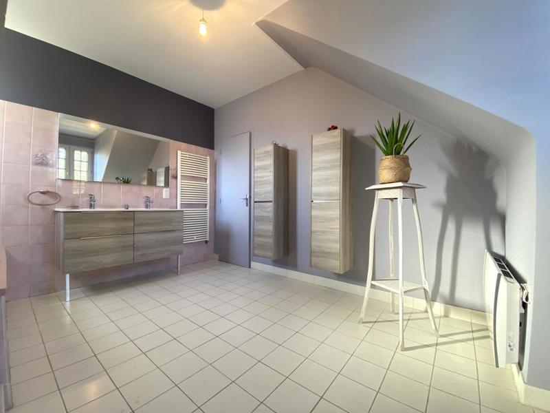 Maison - 162 m² - 7 pièces