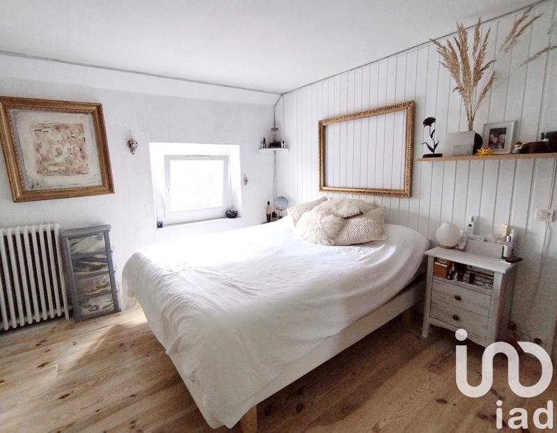 Maison - 210 m² - 8 pièces