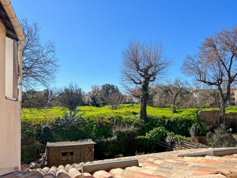 Maison - 229 m² - 9 pièces