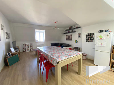 Appartement - 70 m² - 3 pièces