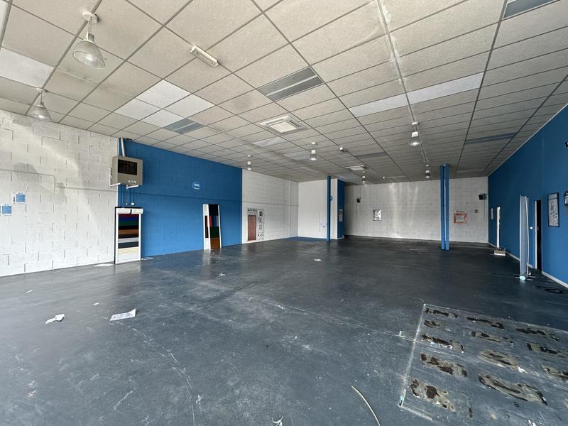 Local commercial - 300 m²