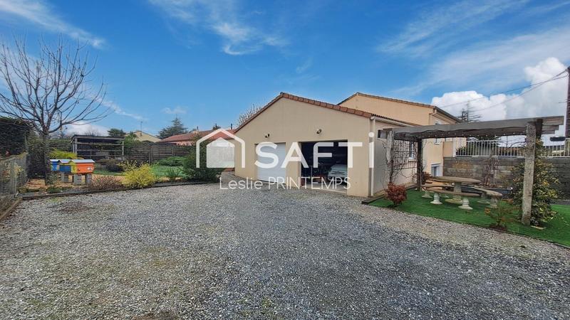 Maison - 92 m² - 5 pièces