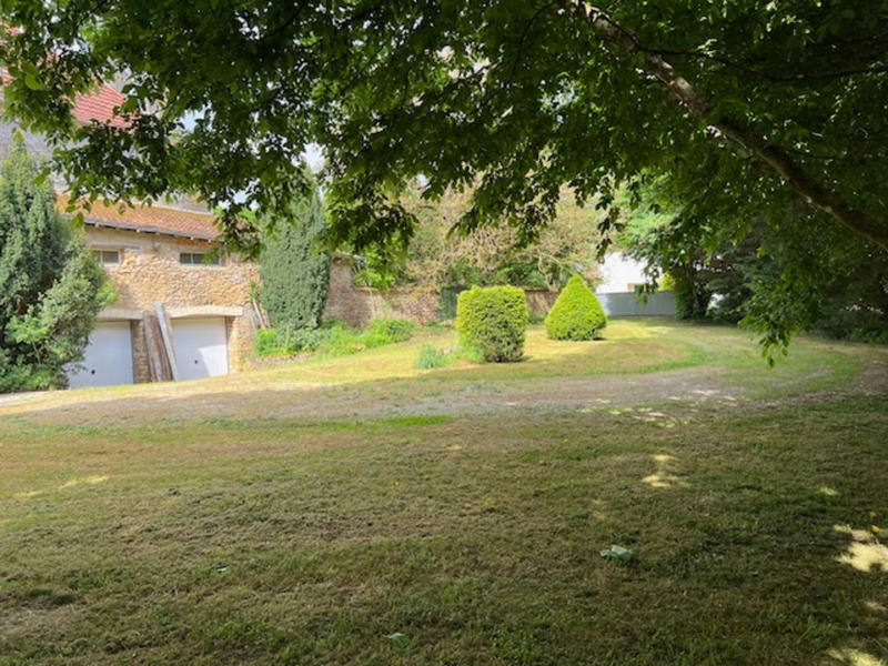 Maison - 235 m² - 7 pièces