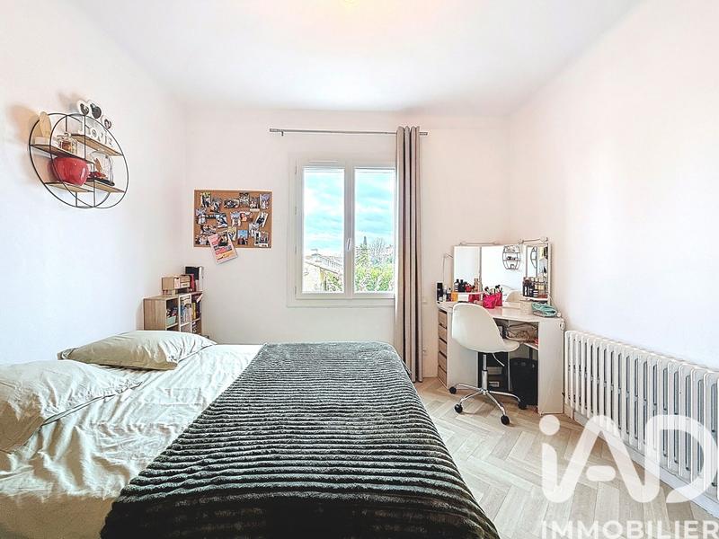 Maison - 197 m² - 8 pièces