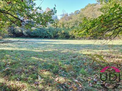 Terrain constructible - 4 306 m²