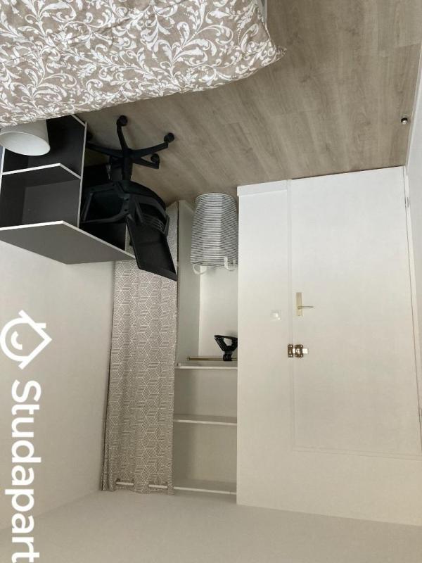 Chambre - 12 m² - 1 pièce