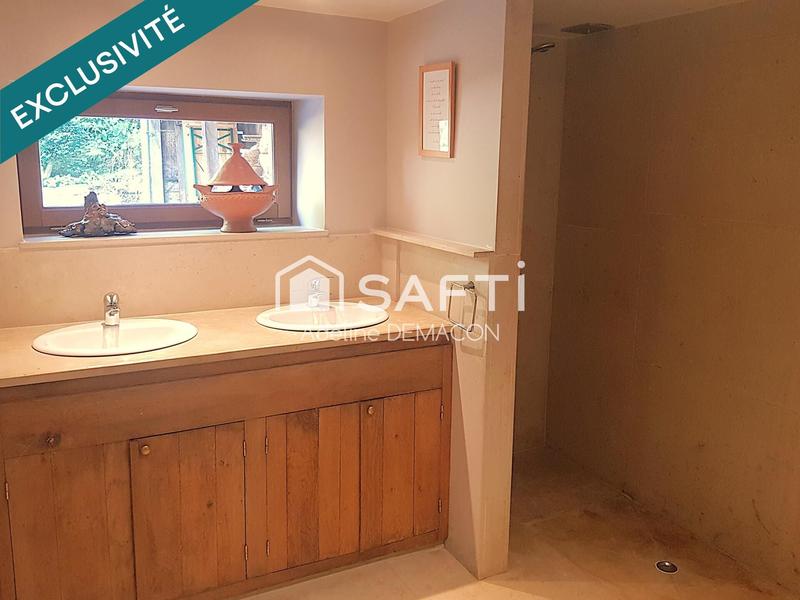 Maison - 144 m² - 8 pièces