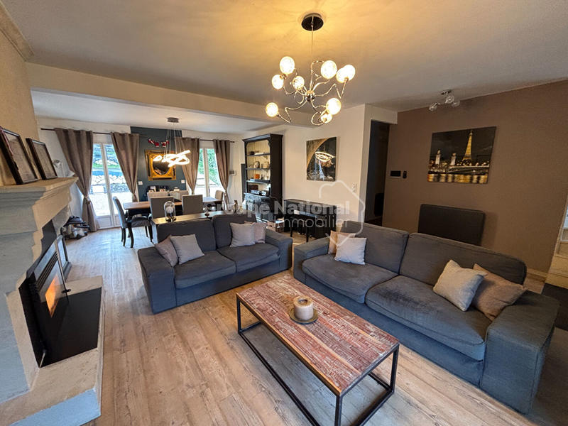 Maison - 145 m² - 7 pièces