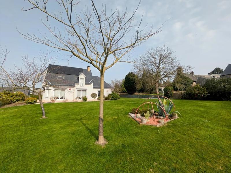 Pavillon - 146 m² - 6 pièces