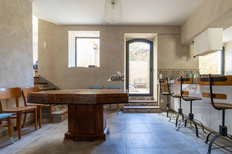 Maison - 165 m² - 6 pièces