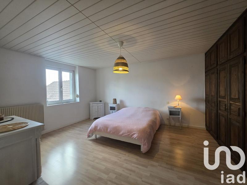 Maison - 360 m² - 10 pièces