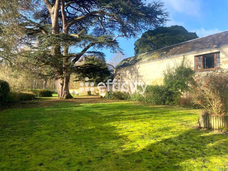 Demeure - 230 m² - 9 pièces