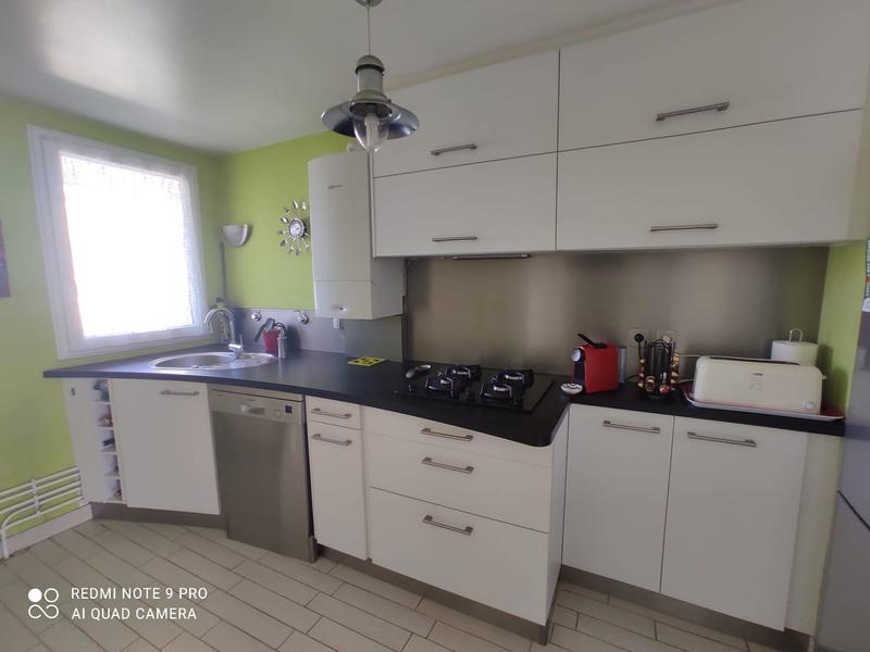 Maison traditionnelle - 80 m² - 4 pièces