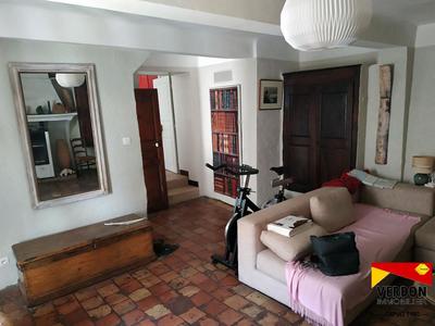 Maison - 90 m² - 3 pièces