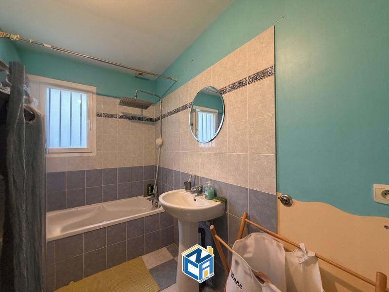 Maison - 80 m² - 4 pièces