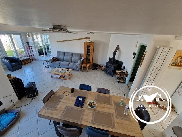 Maison - 216 m² - 7 pièces