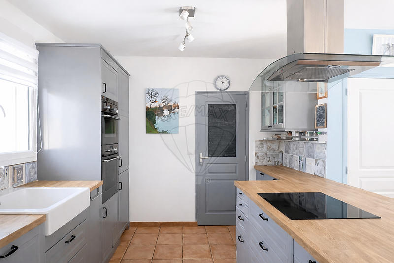 Maison - 97 m² - 4 pièces