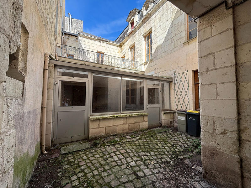 Maison - 220 m² - 7 pièces