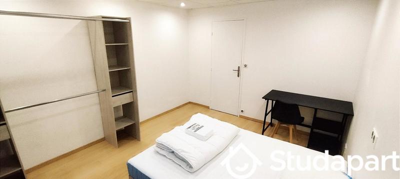 Chambre - 10 m² - 1 pièce