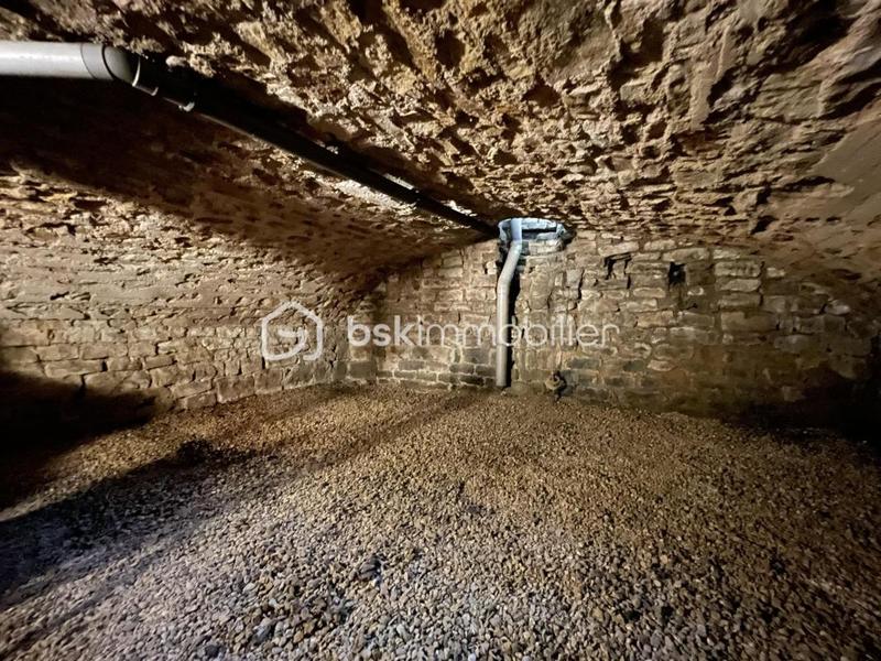 Maison en pierre - 131 m² - 5 pièces