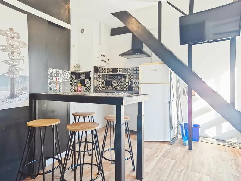Propriété - 112 m² - 8 pièces