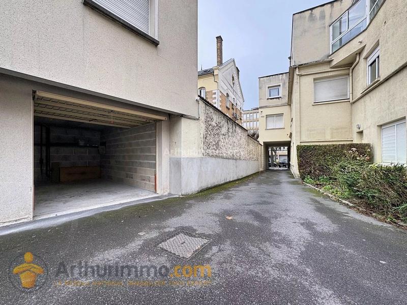 Parking / Garage - 12 m²