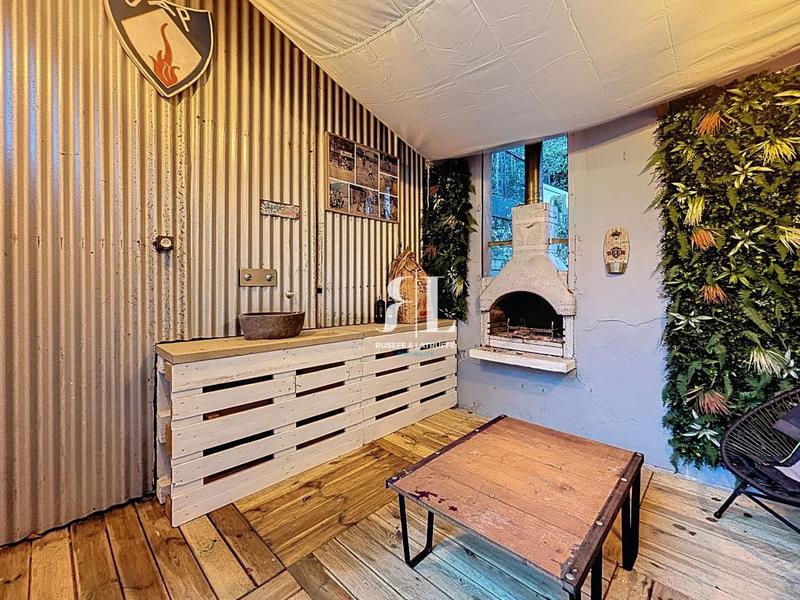 Maison - 142 m² - 6 pièces