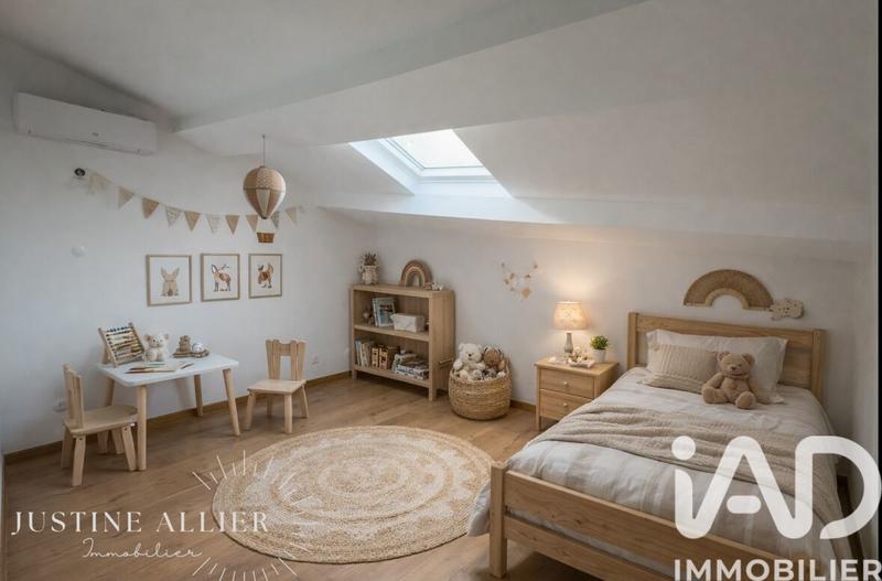 Maison de village - 120 m² - 4 pièces