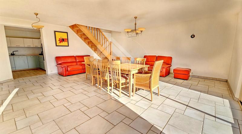 Maison - 157 m² - 7 pièces