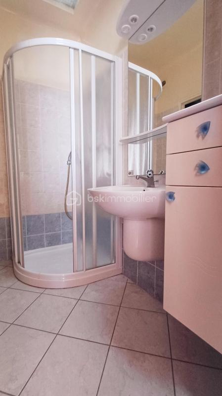 Maison - 102 m² - 5 pièces