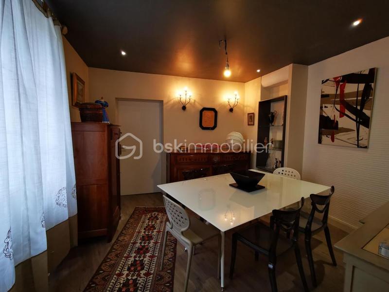 Immeuble - 345 m² - 13 pièces