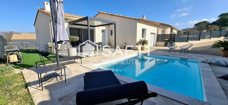 Maison - 95 m² - 4 pièces