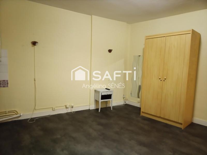 Maison - 300 m² - 16 pièces