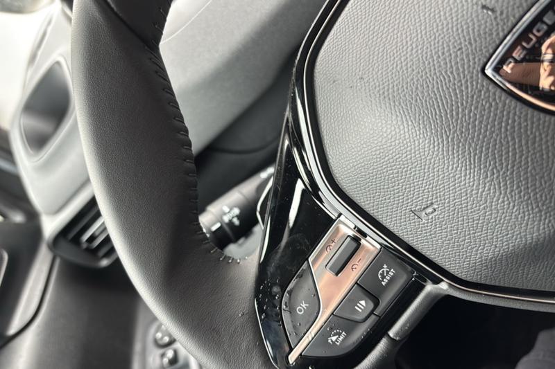 Peugeot Rifter Bluehdi 130 Eat8 Allure 0malus