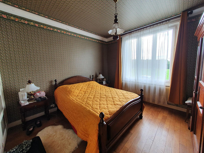 Maison - 102 m² - 5 pièces