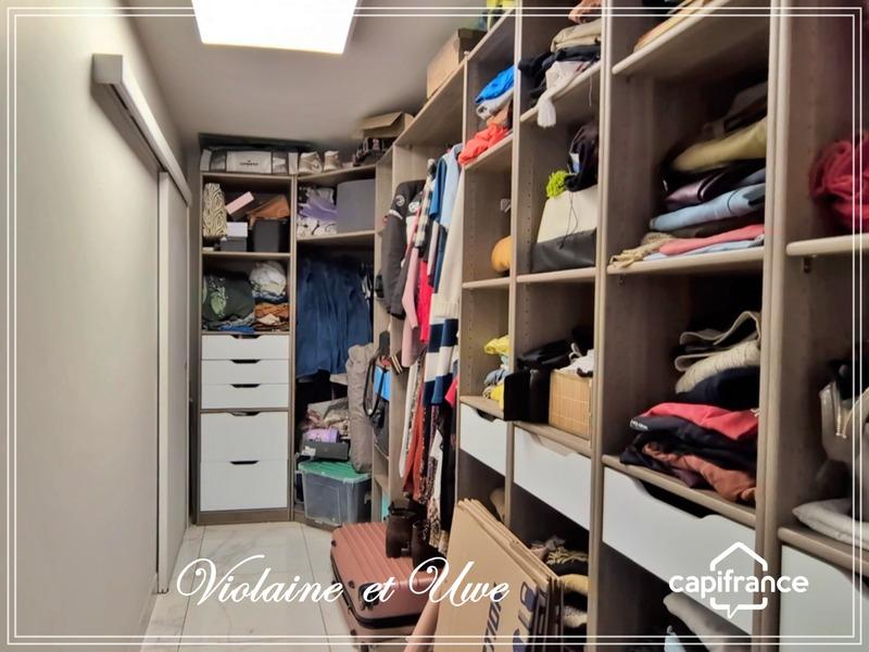 Villa - 159 m² - 8 pièces