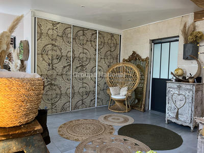 Maison - 200 m² - 6 pièces