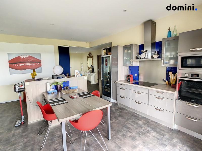 Maison ancienne - 200 m² - 6 pièces