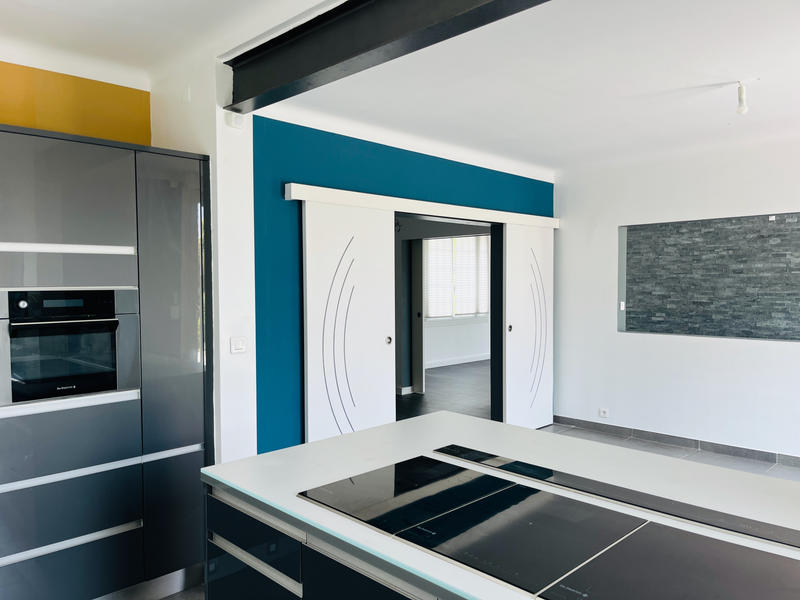 Maison - 196 m² - 8 pièces