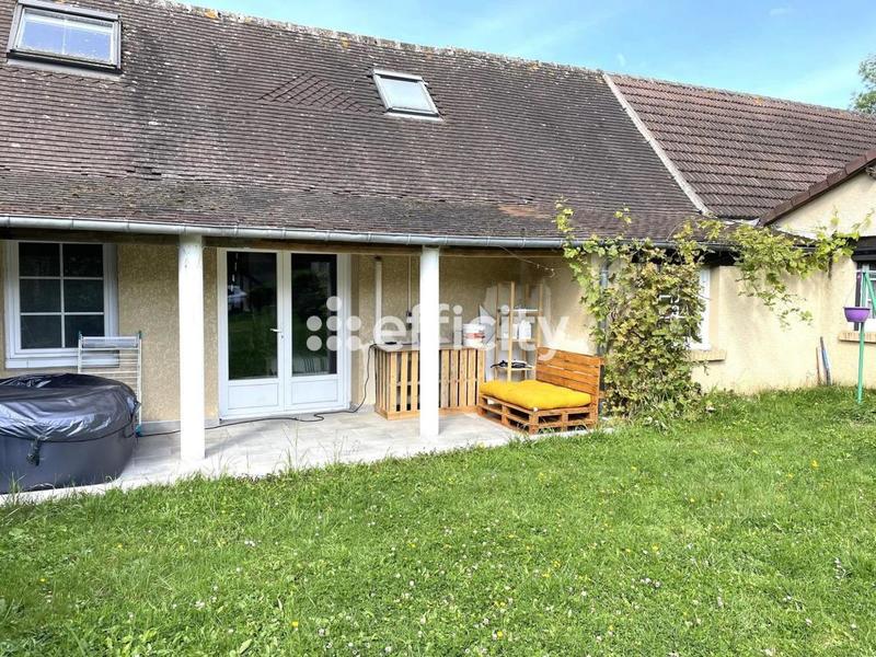 Maison ancienne - 182 m² - 8 pièces