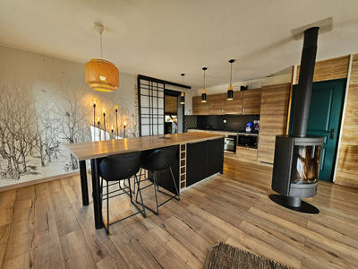 Maison - 160 m² - 6 pièces