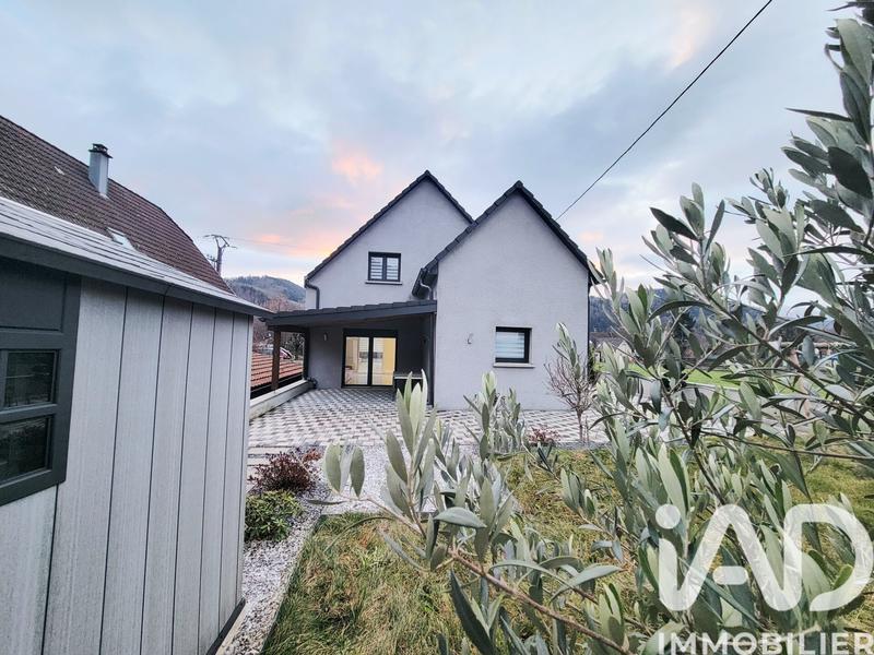 Maison - 96 m² - 4 pièces