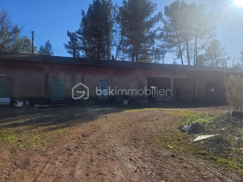 Maison - 220 m² - 10 pièces